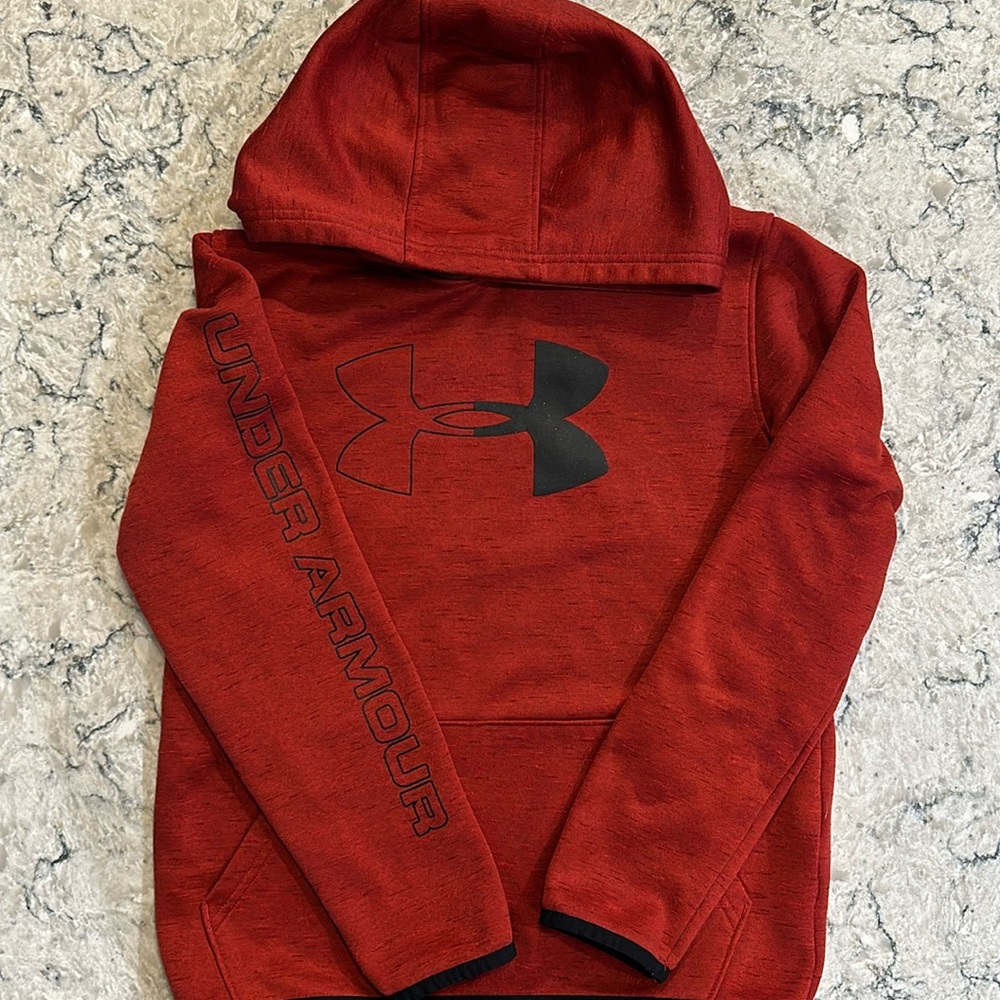 Under Armor gently used boys XL